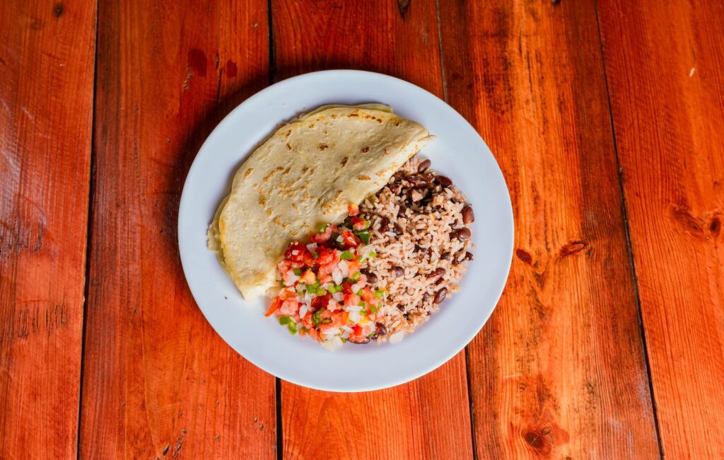 gallo pinto plats traditionnels au Costa Rica
