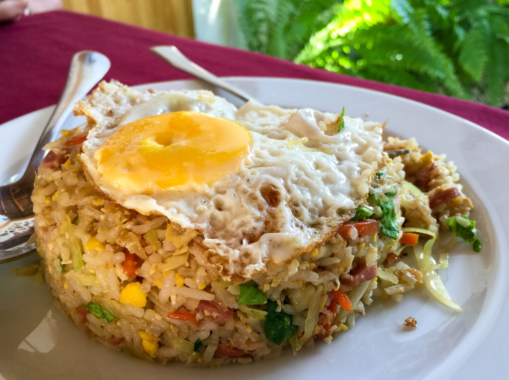 Nasi Goreng plat traditionnel indonésien